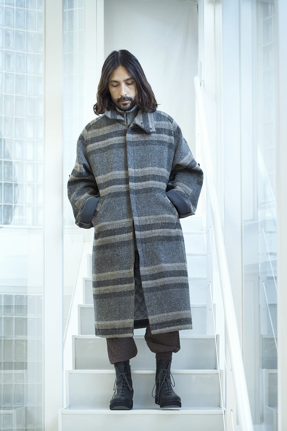 DEVOA(デヴォア) 22-23AW(秋冬) CTI-BYH ハイネック コート ストライプ ウール