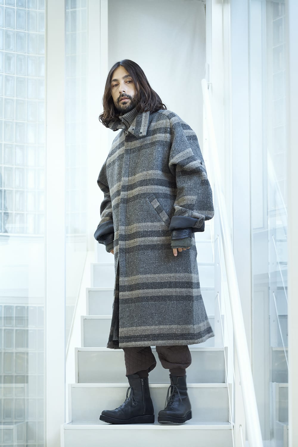 DEVOA(デヴォア) 22-23AW(秋冬) CTI-BYH ハイネック コート ストライプ ウール 2-001