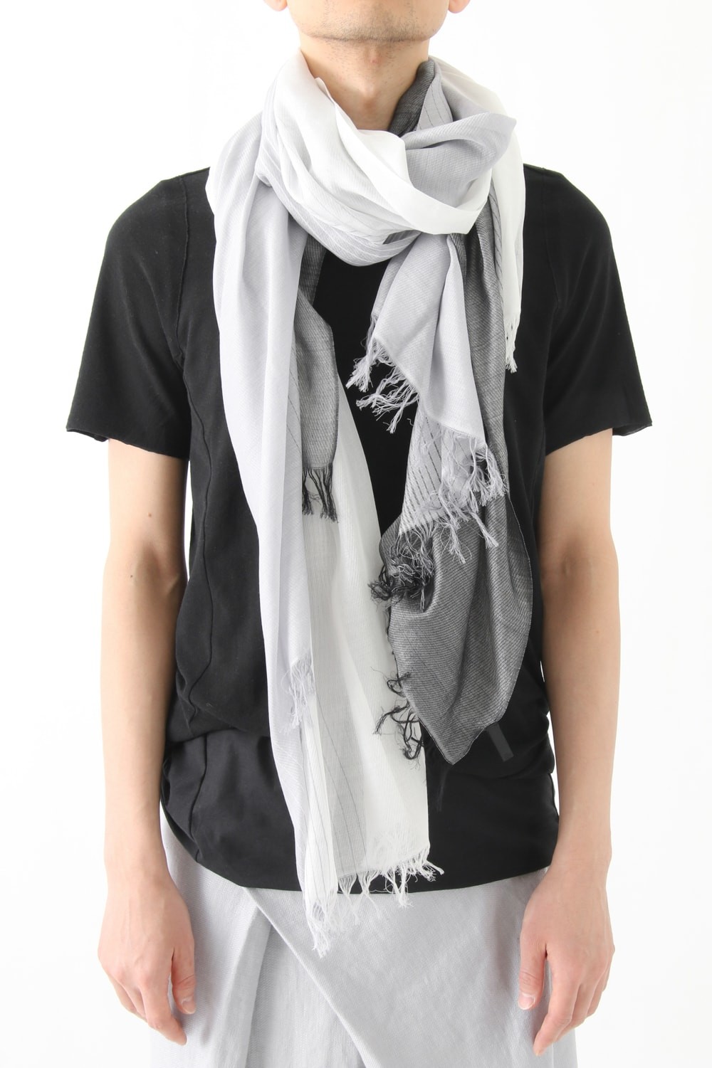 Divka - Cotton Silk Shuttel Gradation Stole Divka - Cotton Silk Shuttel Gradation Stole