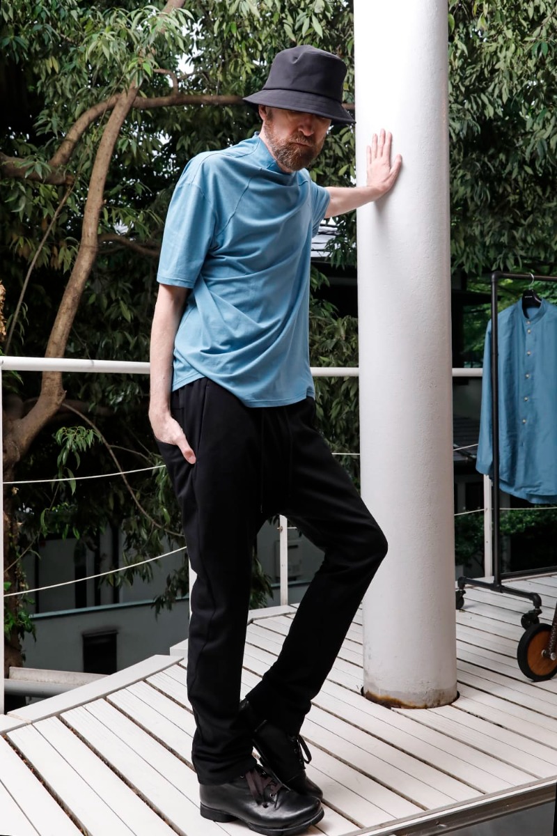 DEVOA(デヴォア) 23SS(春夏) PTI-VPES スリムパンツ ストレッチビスコース 6-001