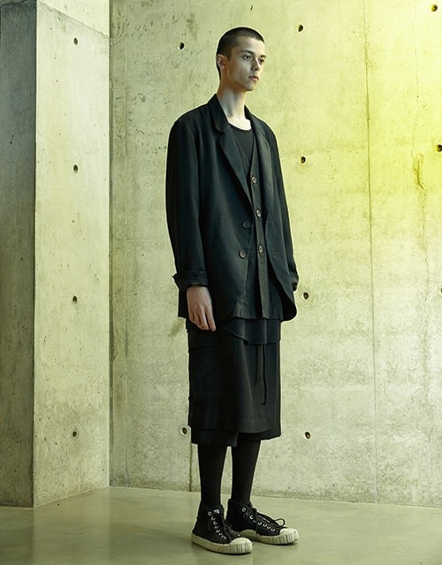 Song for the Mute - SHEER GABARDINE ELASTICATTED BUCKET SHORTS W SKIRT Song for the Mute - SHEER GABARDINE ELASTICATTED BUCKET SHORTS W SKIRT