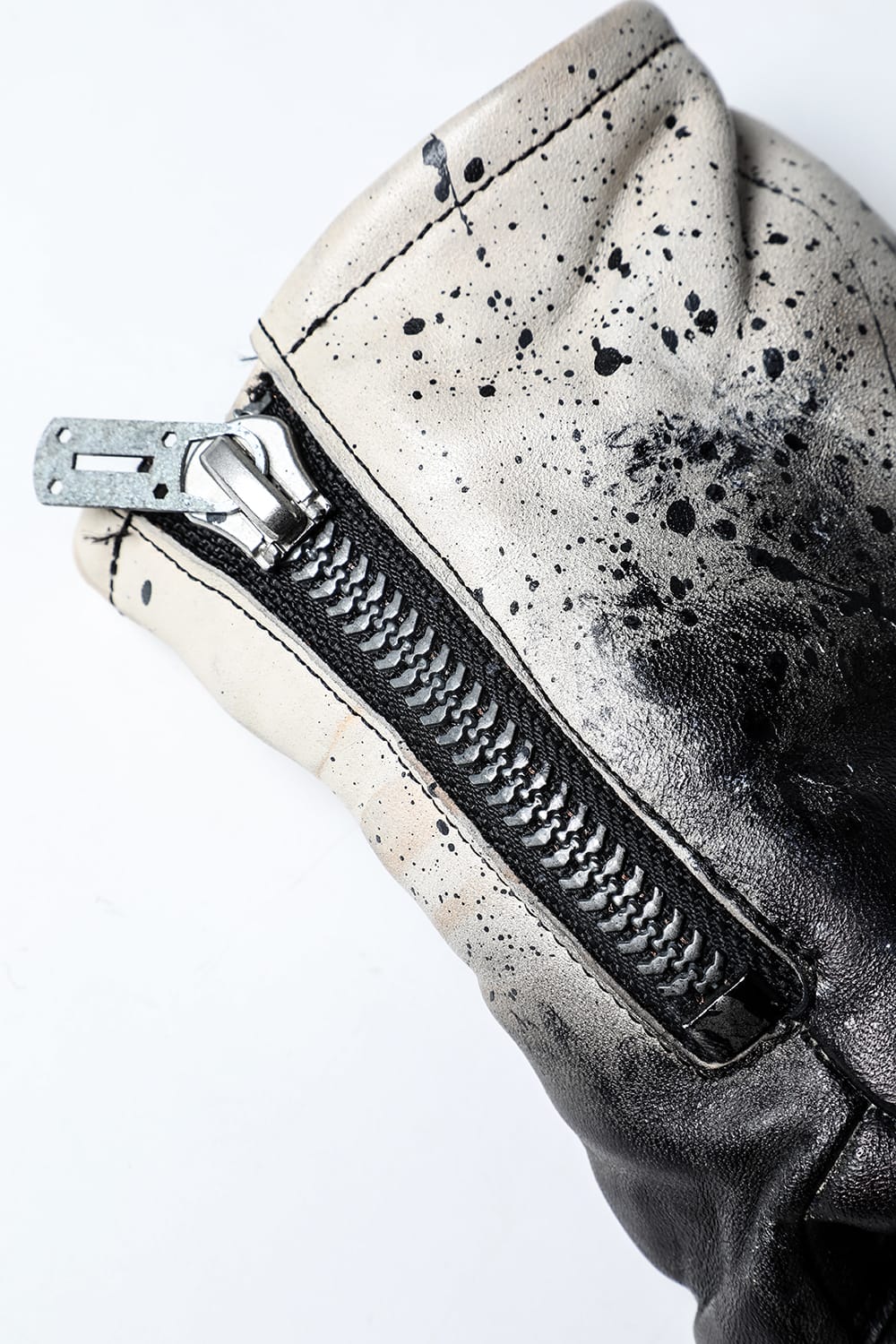 D.HYGEN(ディーハイゲン) 22-23AW(秋冬) ST108-0322A グラデーションダイレザーグローブ 5-004