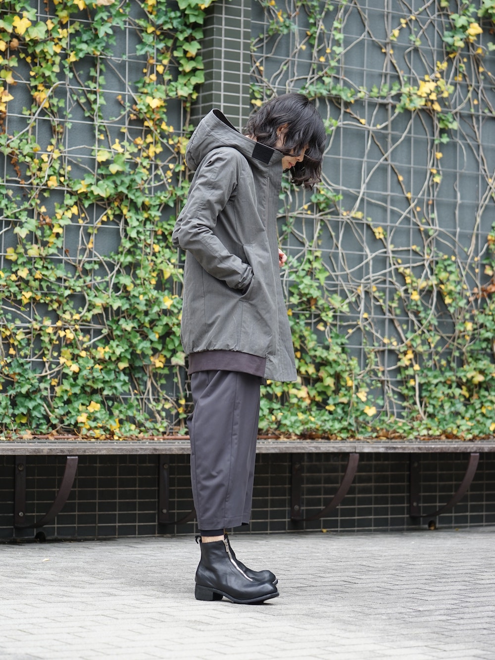 DEVOA SS18 Hooded Jacket Prince of Wales Check Khaki Gray 03