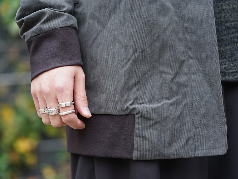 DEVOA SS18 Hooded Jacket Prince of Wales Check Khaki Gray02