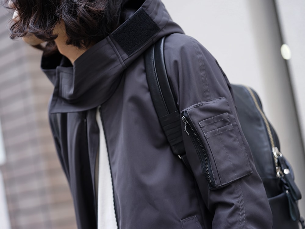 DEVOA SS18 Hooded Jacket Prince of Wales Check Khaki Gray 02