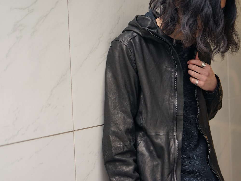 The Viridi-anne 18SS Lamb Hood Blouson Style 07