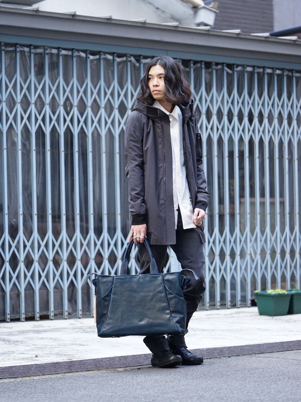 The Viridi-anne 18SS Lamb Hood Blouson Style 01