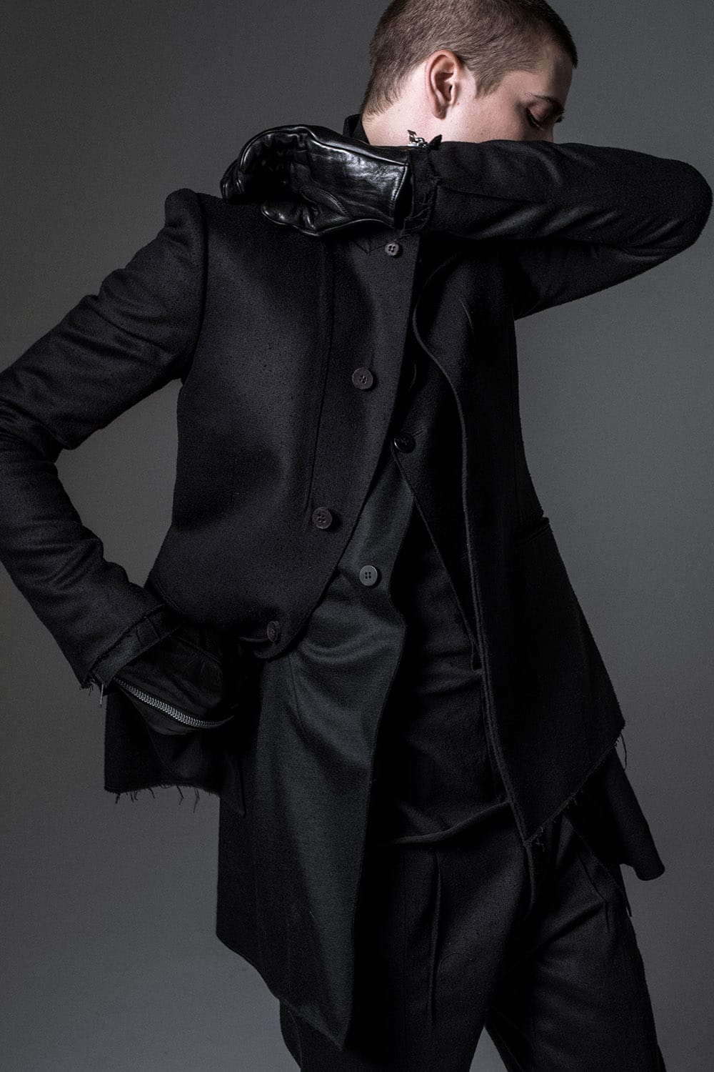 D.HYGEN(SADDAM TEISSY) - ディーハイゲン 2018-19年秋冬(2018-19AW) コレクション