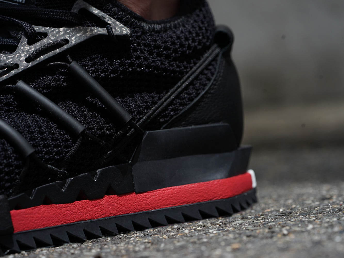 JULIUS Parking Collection Red x Black Style 