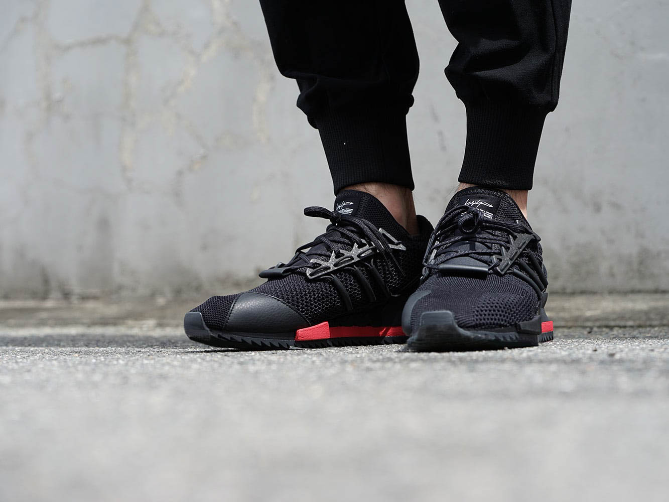 JULIUS Parking Collection Red x Black Style 