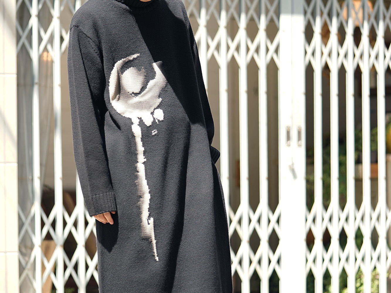 Yohji Yamamoto 18AW Girl Pattern Turtle Intersia Knit Style 01