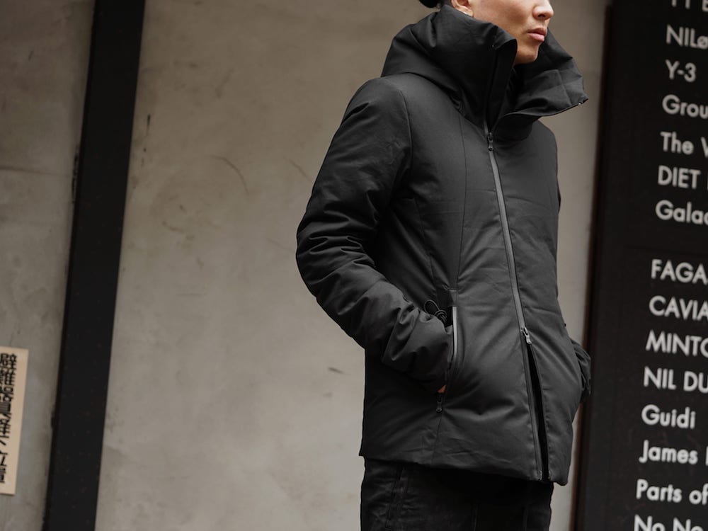 The Viridi-anne Fas-Group Limited Edition Down Jacket-001