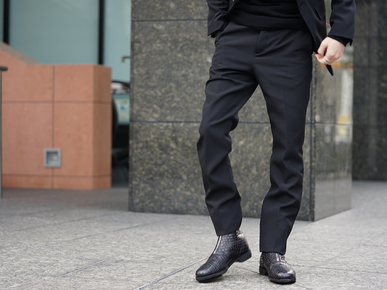 GUIDI Crocodile Boots x Suit Style 09