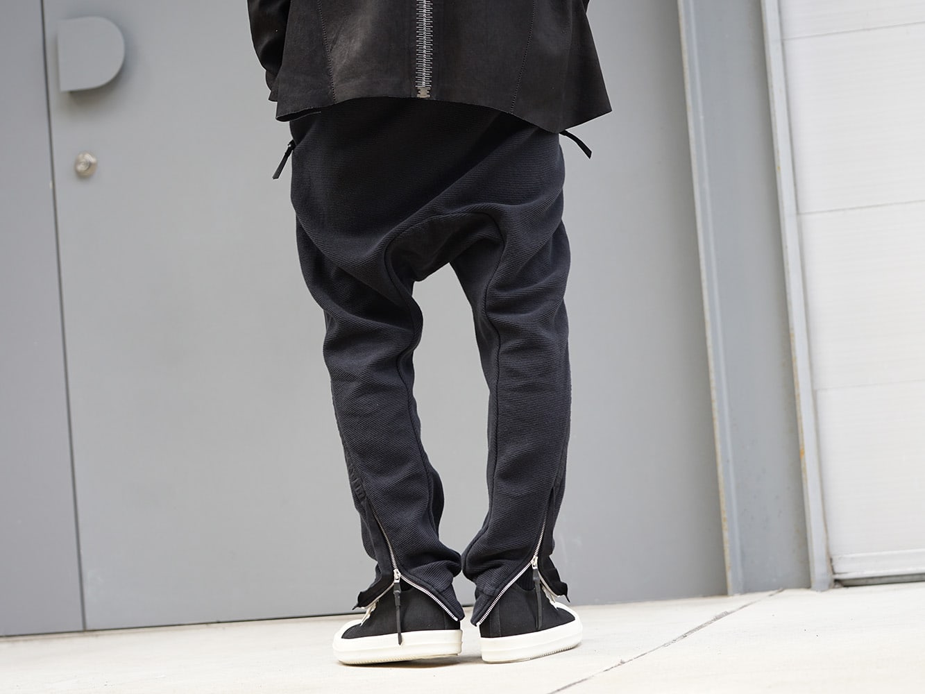 ISAAC SELLAM &11 by Boris Bidjan Saberi 2019SS Black Style