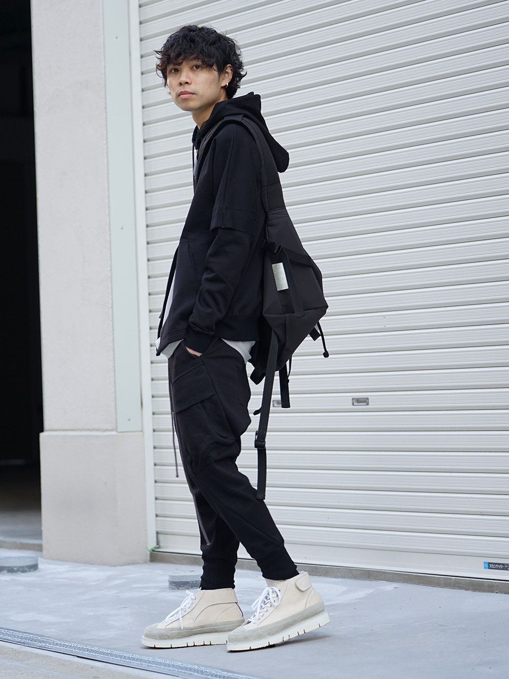 The Viridi-anne 19SS Black Work Casual Style