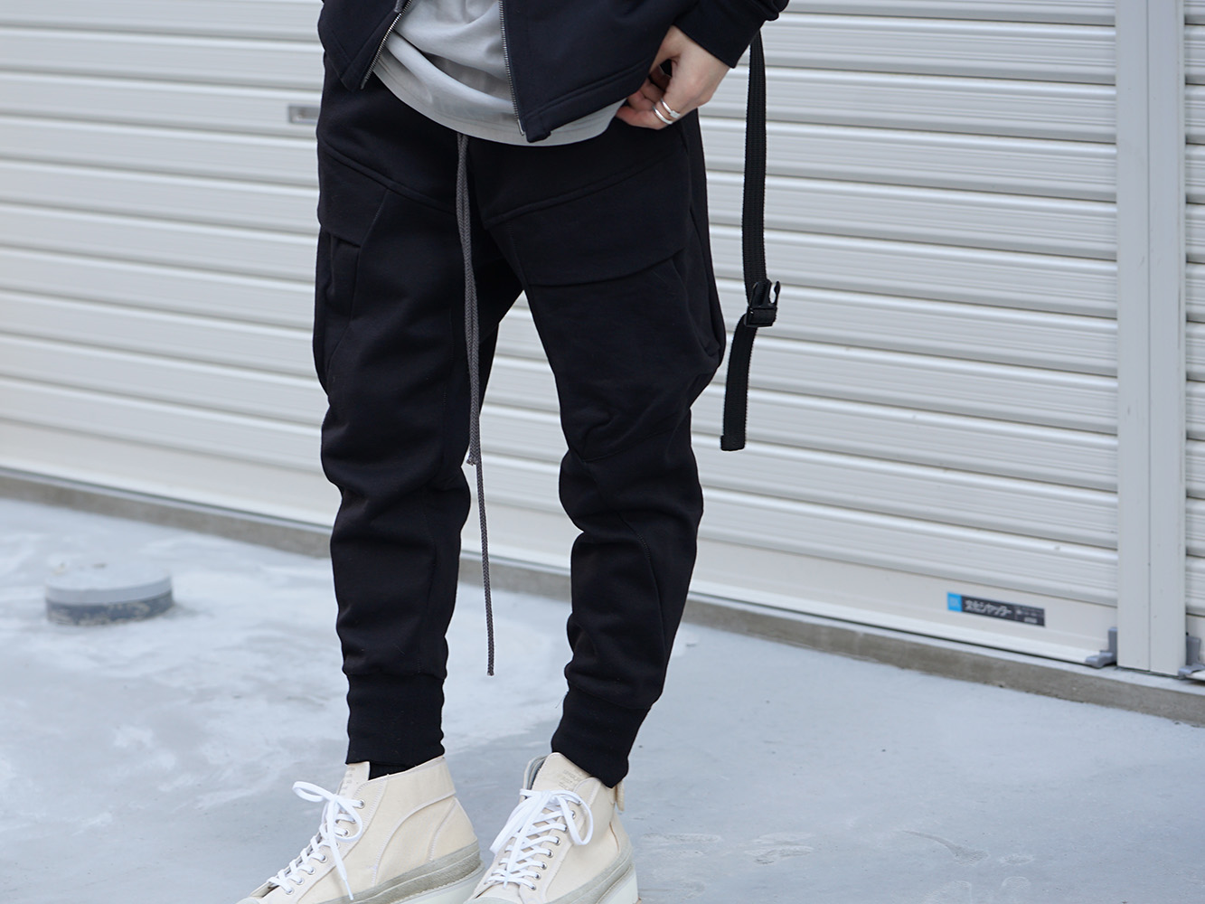 The Viridi-anne 19SS Black Work Casual Style