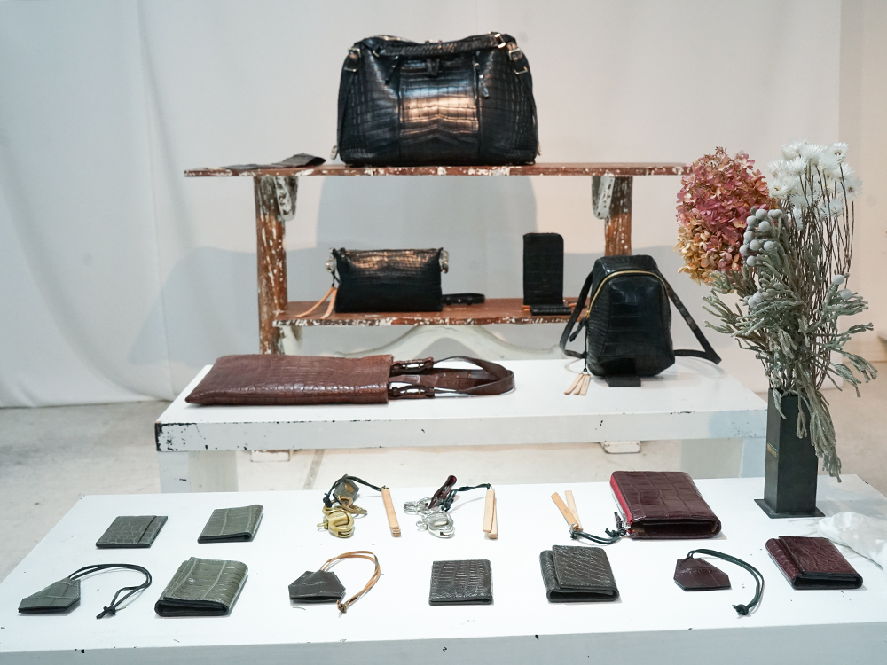 Cornelian Taurus Crocodile Leather Order Event Start!! - 1-001