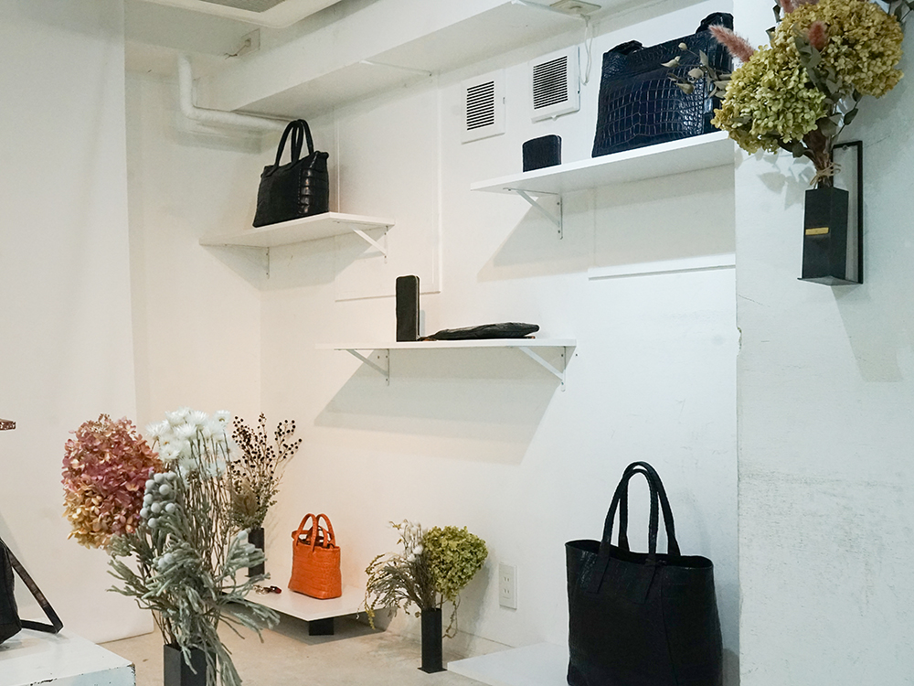 Cornelian Taurus Crocodile Leather Order Event Start!! - 1-002