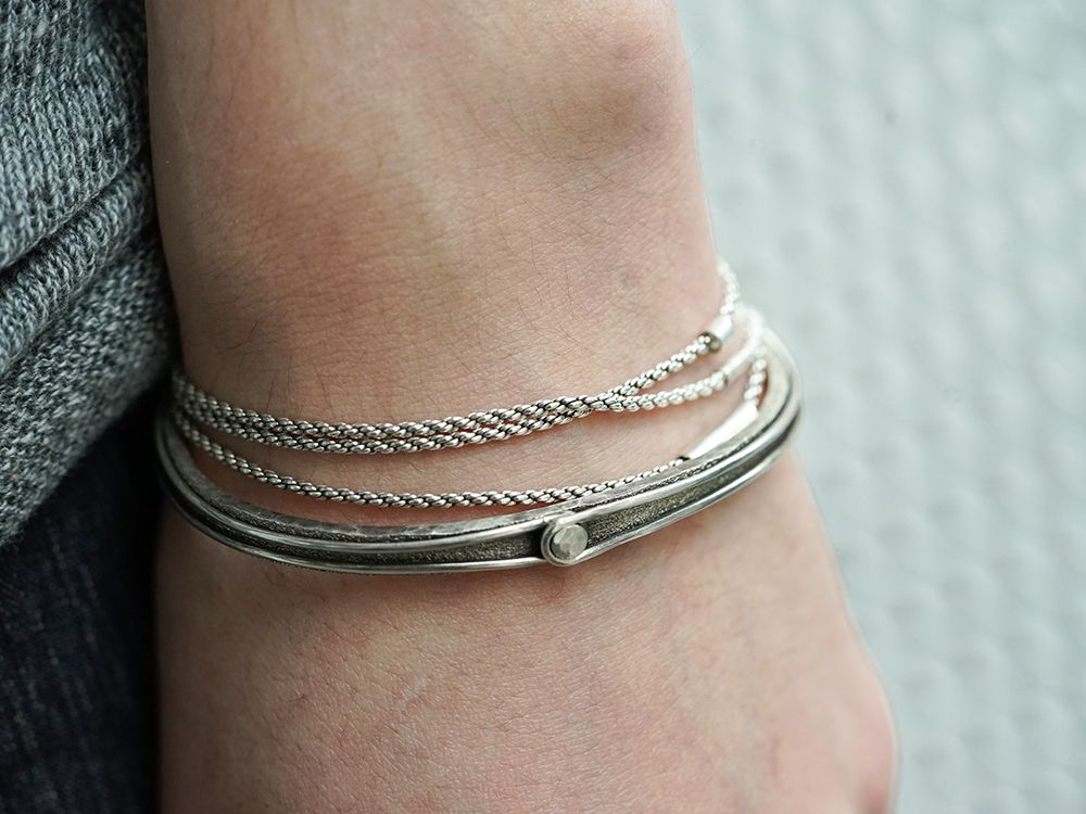 iolom New Products in stock - 1-003