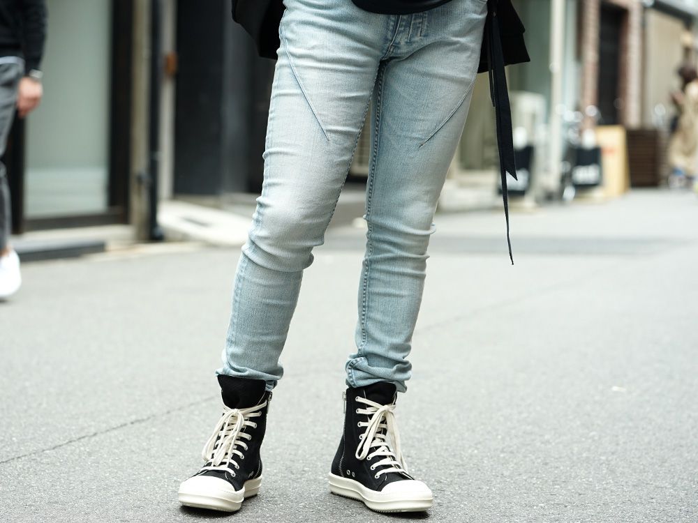 ブログタイトル - 3-001