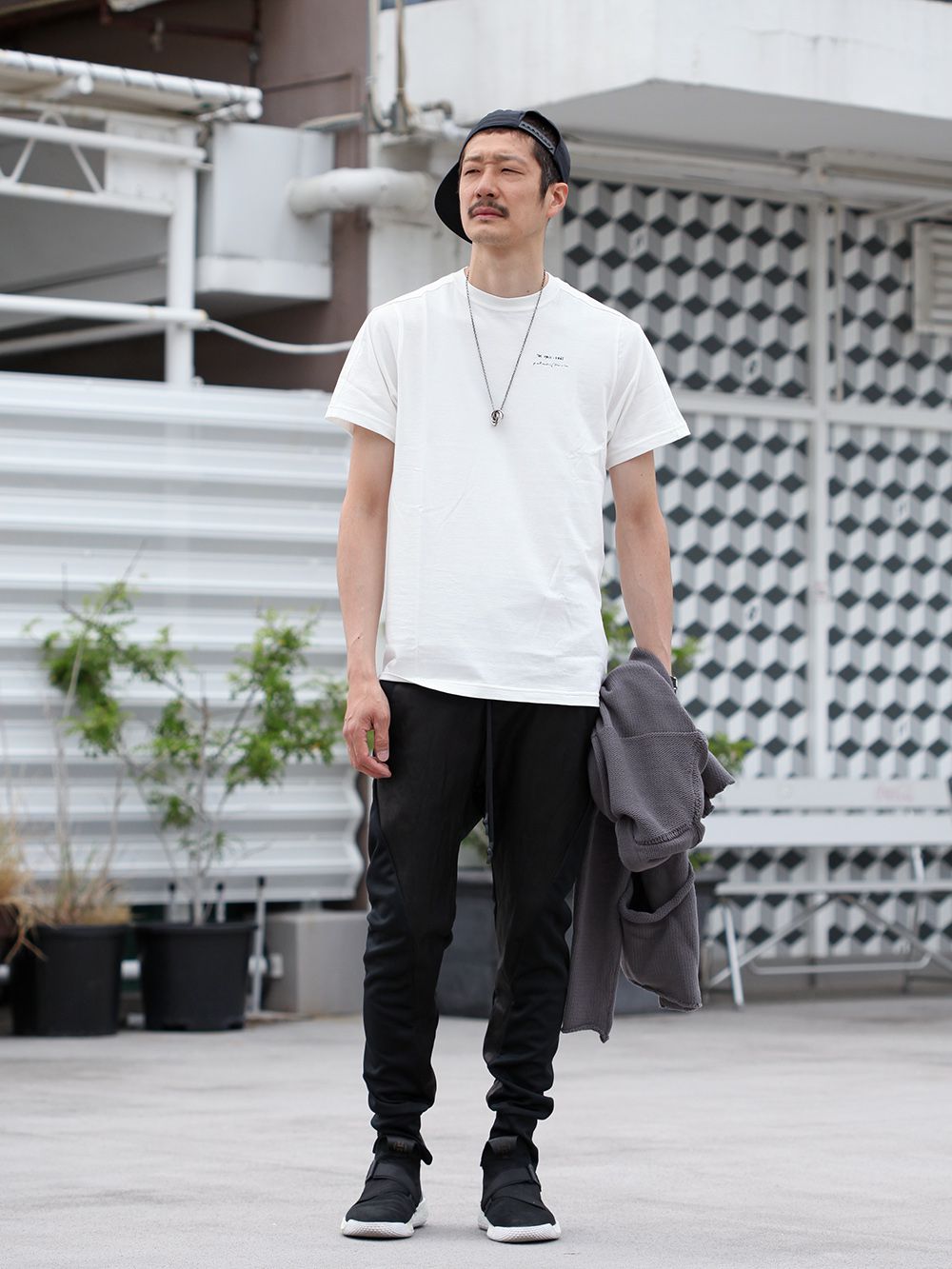 .LOGY kyoto 19SS [ RIPVANWINKLE × The Viridi-anne ] BACK PRINT-T STYLING! - 3-001