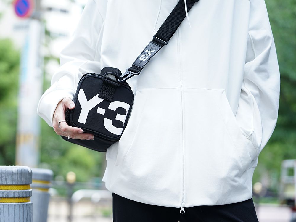 Y3 store mini bag