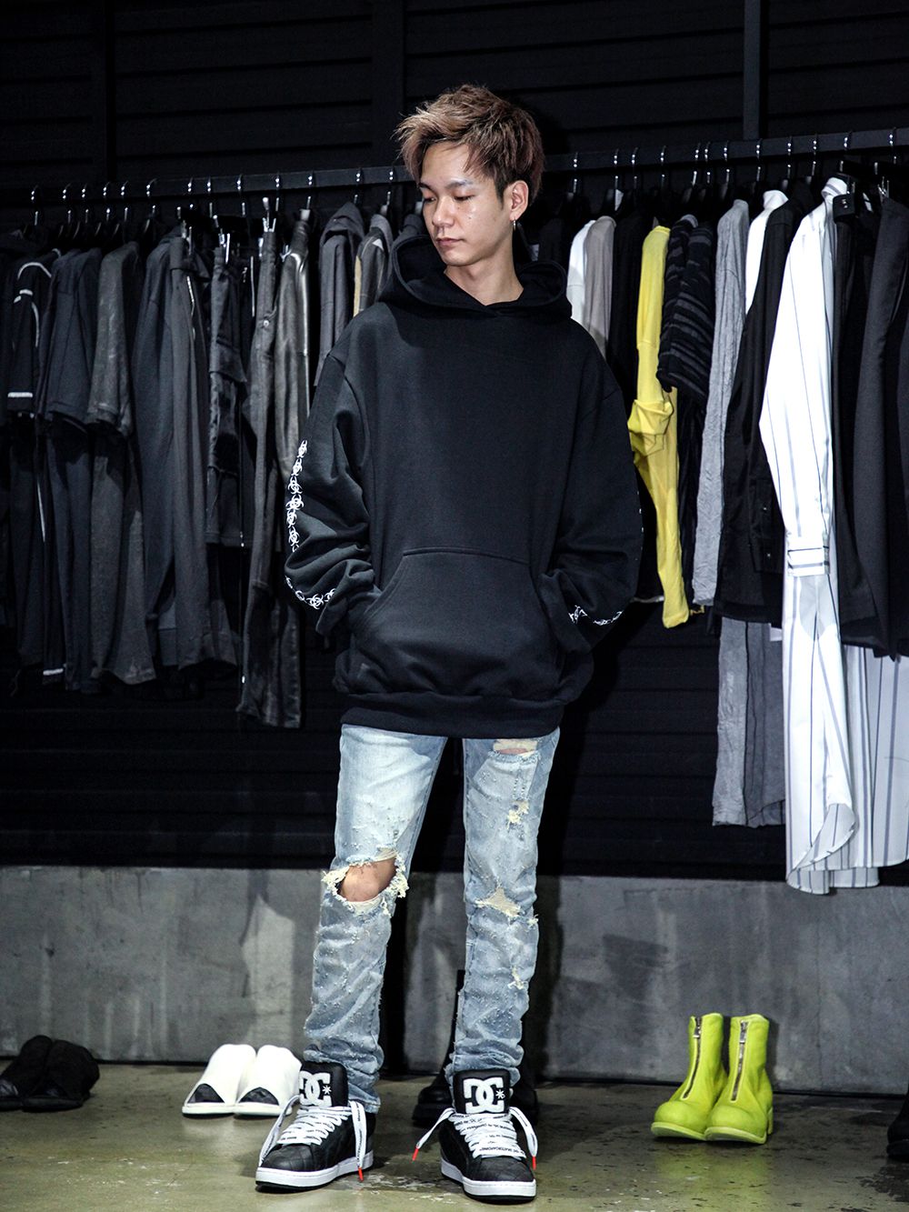 CAVIALE x The R LIMITED HOODIE Styling - 1-001