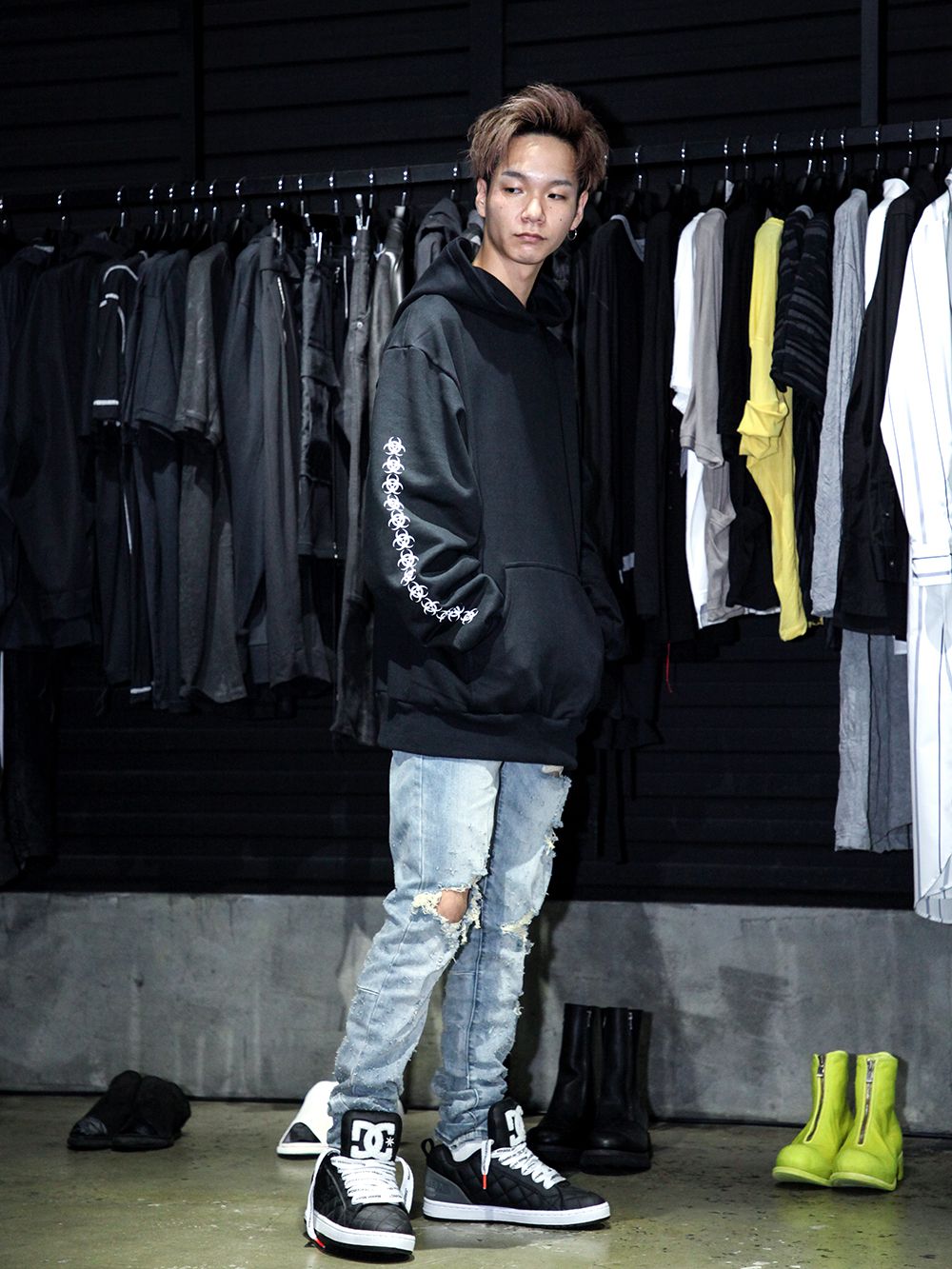 CAVIALE x The R LIMITED HOODIE Styling - 1-002