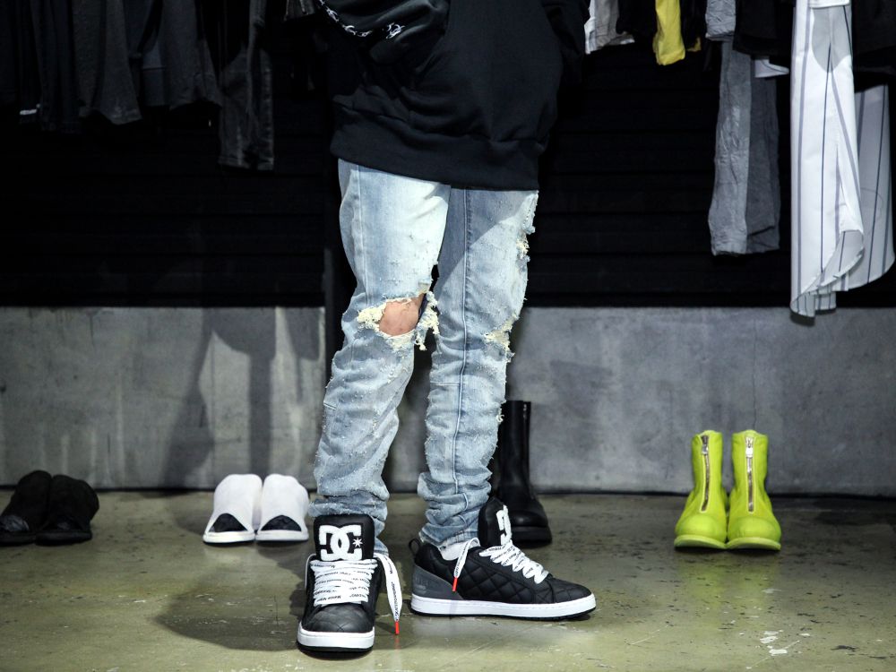 CAVIALE x The R LIMITED HOODIE Styling - 3-001