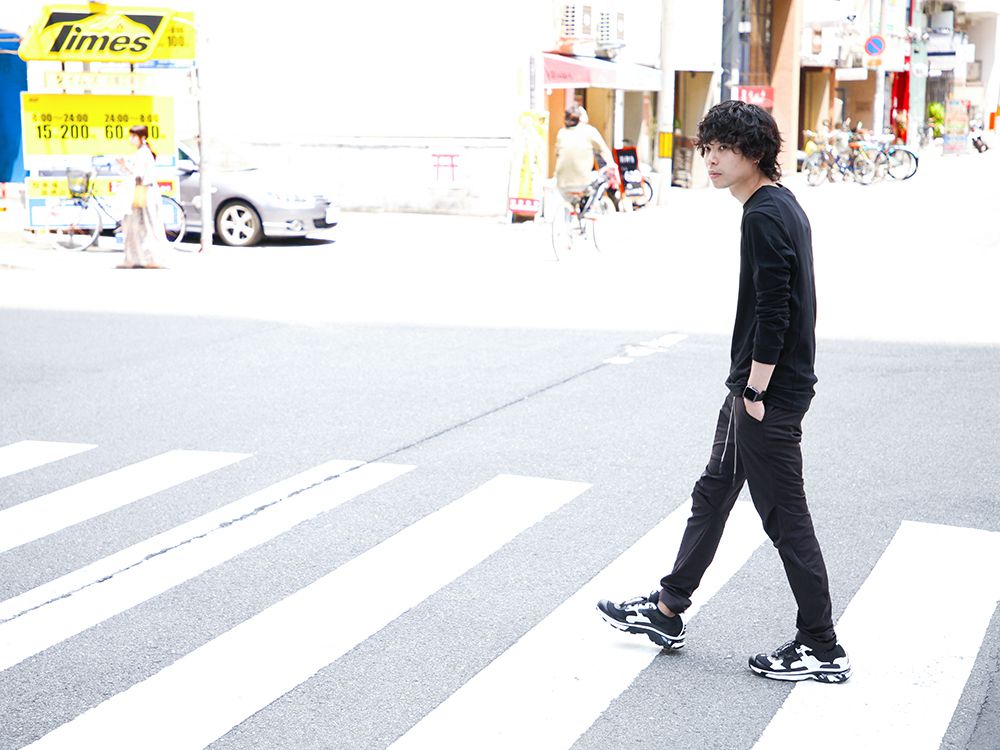 Promenade - DEVOA & 11 by Boris Bidjan Saberi - 2-002