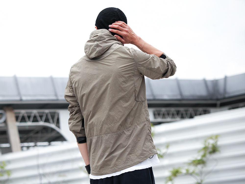 ブログタイトル - 2-003