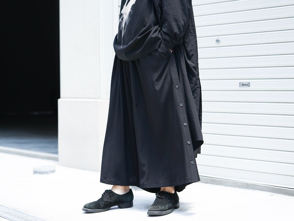 B Yohji Yamamoto Deformation Black Style - 3-002