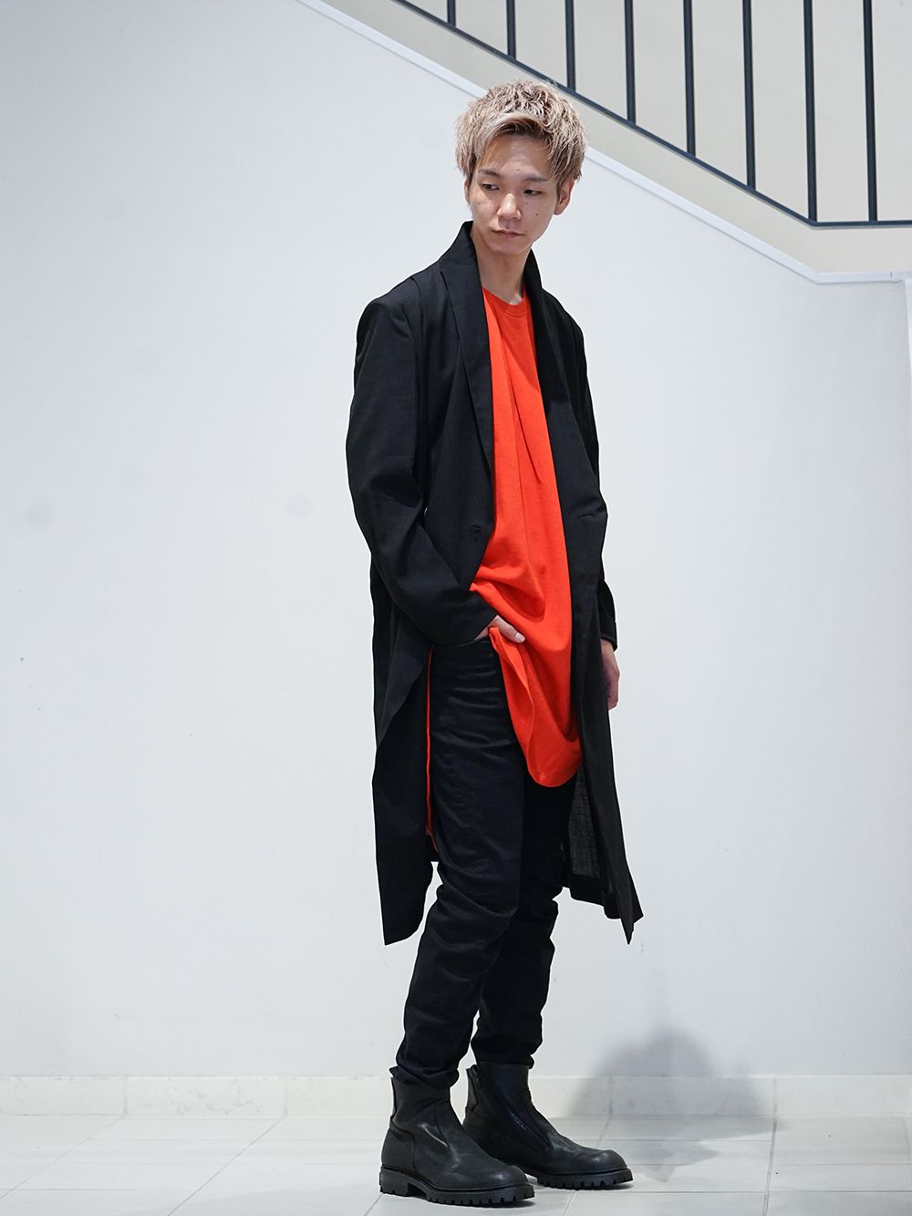 JULIUS 2019PF Black x Orange Color styling - FASCINATE BLOG