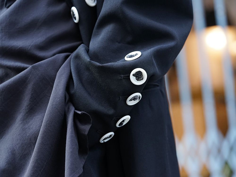 Yohji Yamamoto White Button Deformed collar Jacket Style - 2-004