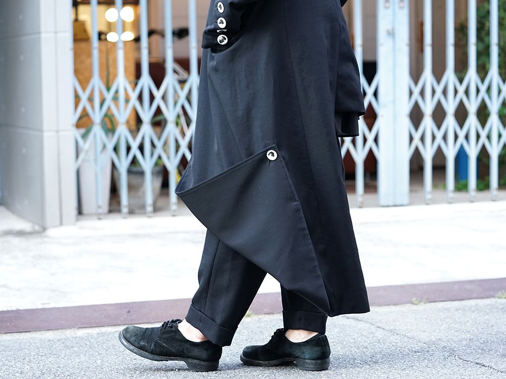 Yohji Yamamoto White Button Deformed collar Jacket Style - 2-006