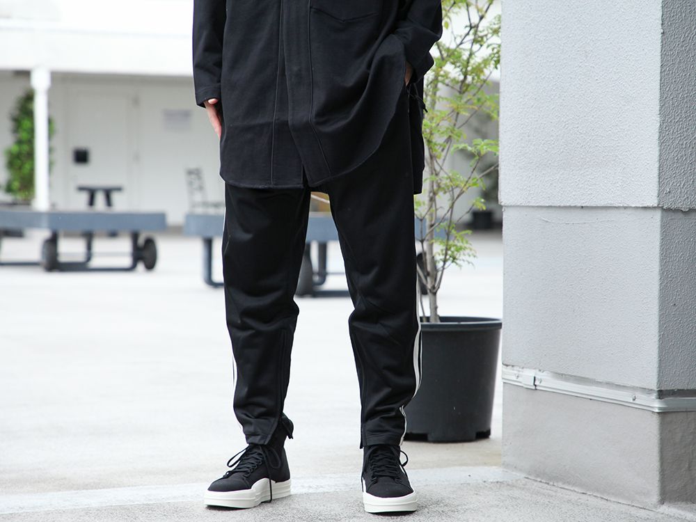 ブログタイトル - 3-001