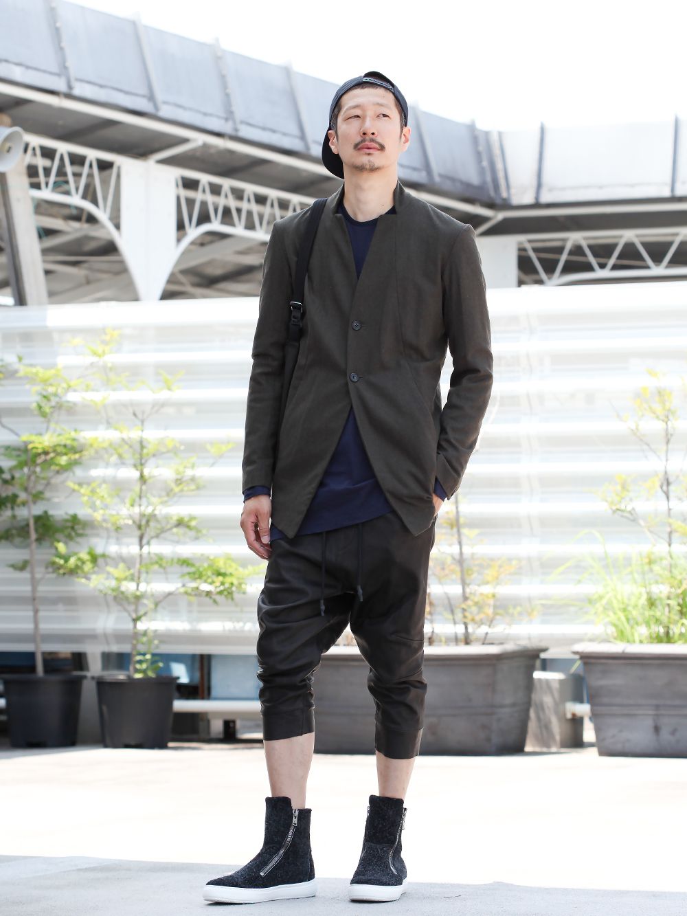 RIPVANWINKLE 19AW【 CROPPED LEATHER PANTS 】STYLING!!! - FASCINATE