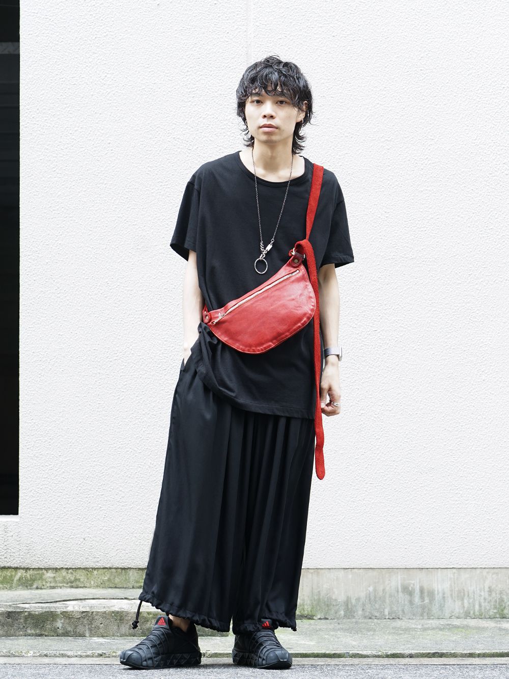 Yohji Yamamoto 19-20AW Style accented with accessories - FASCINATE