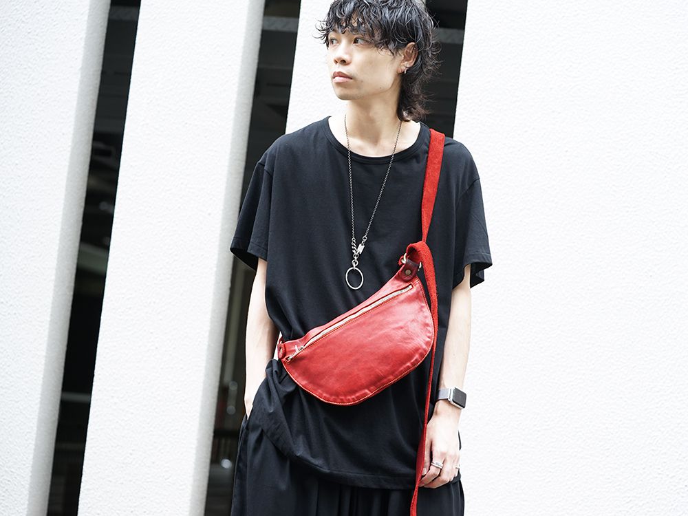 Yohji Yamamoto 19-20AW Style accented with accessories - 2-001