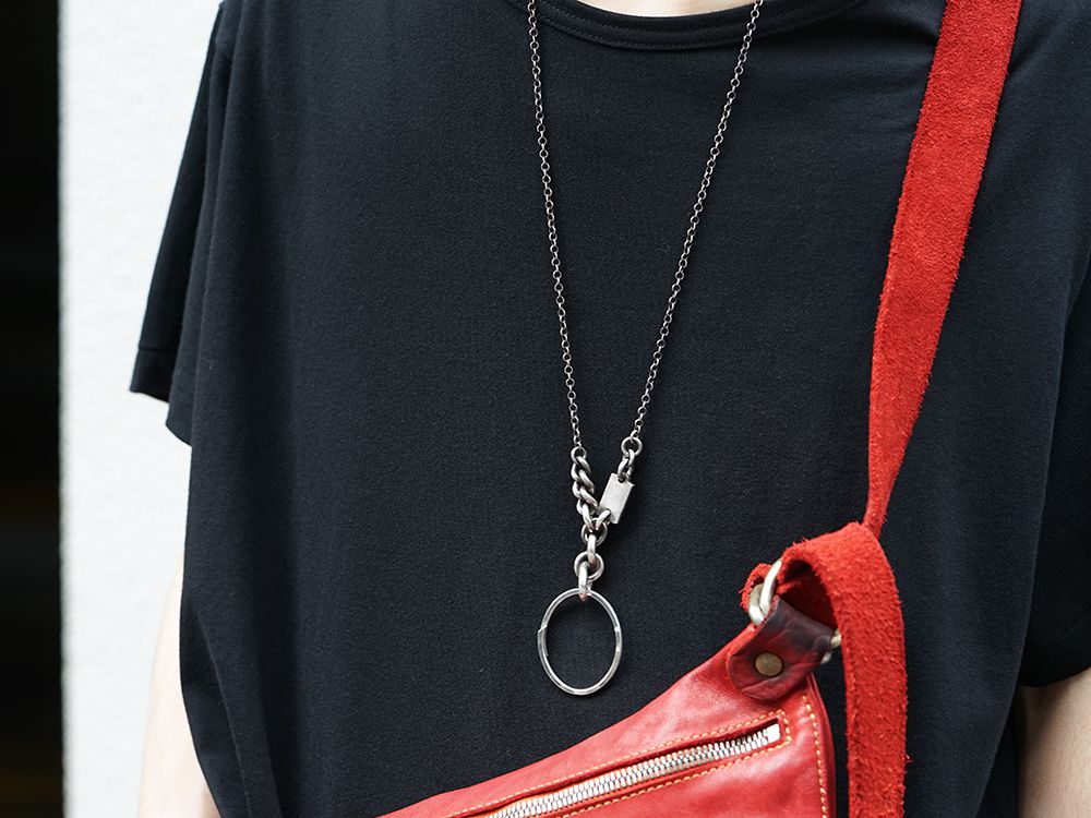 Yohji Yamamoto 19-20AW Style accented with accessories - 2-003