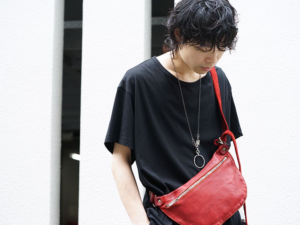Yohji Yamamoto 19-20AW Style accented with accessories - 2-005