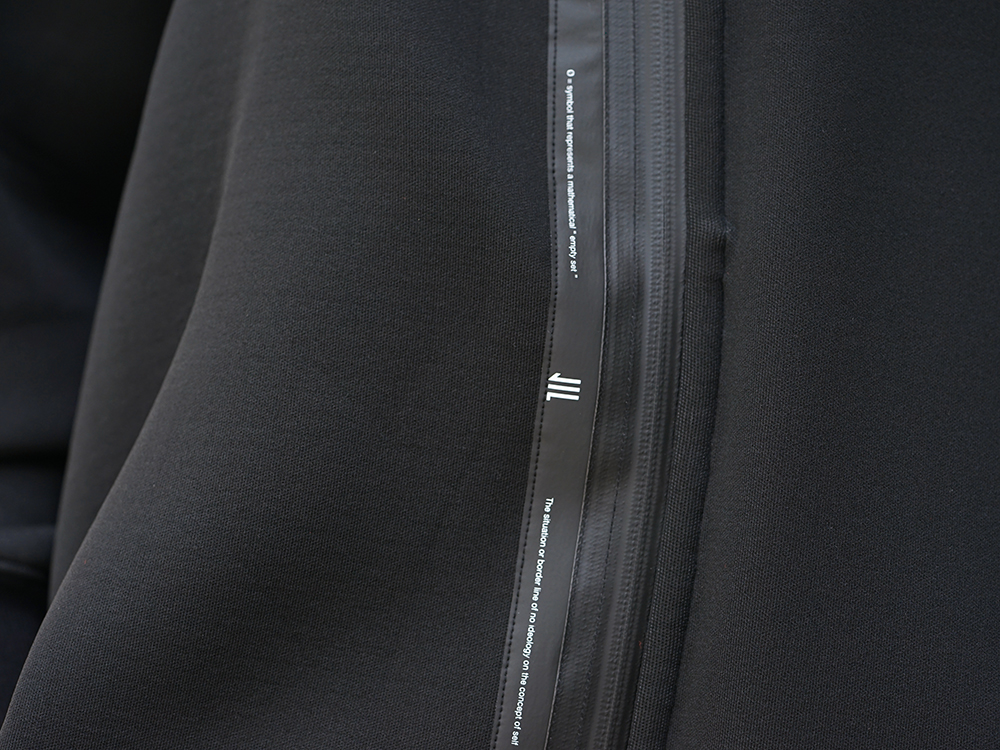 NILøS 19-20AW OVERTUCK HOODED JACKET Styling!! - 2-006