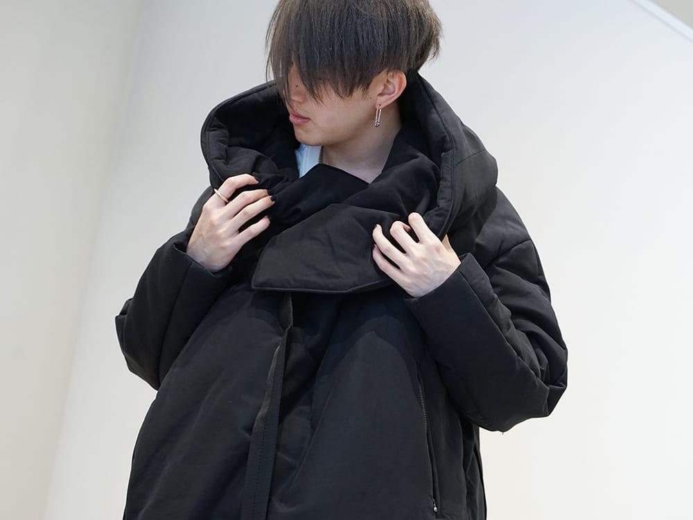 JULIUS 19 Fall Winter Collection HOODED OVERCOAT Styling!! - 2-002