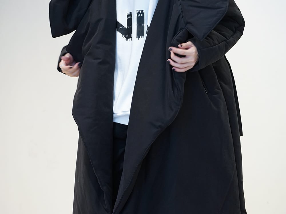 JULIUS 19 Fall Winter Collection HOODED OVERCOAT Styling!! - 3-005