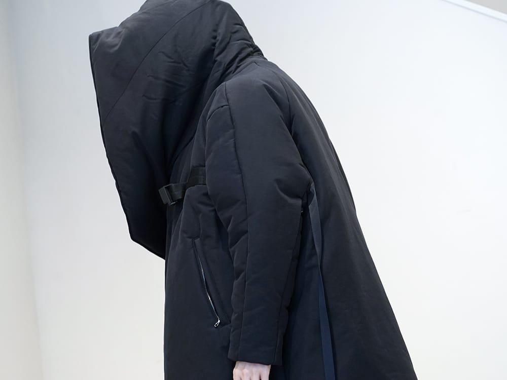 JULIUS 19 Fall Winter Collection HOODED OVERCOAT Styling!! - 3-007