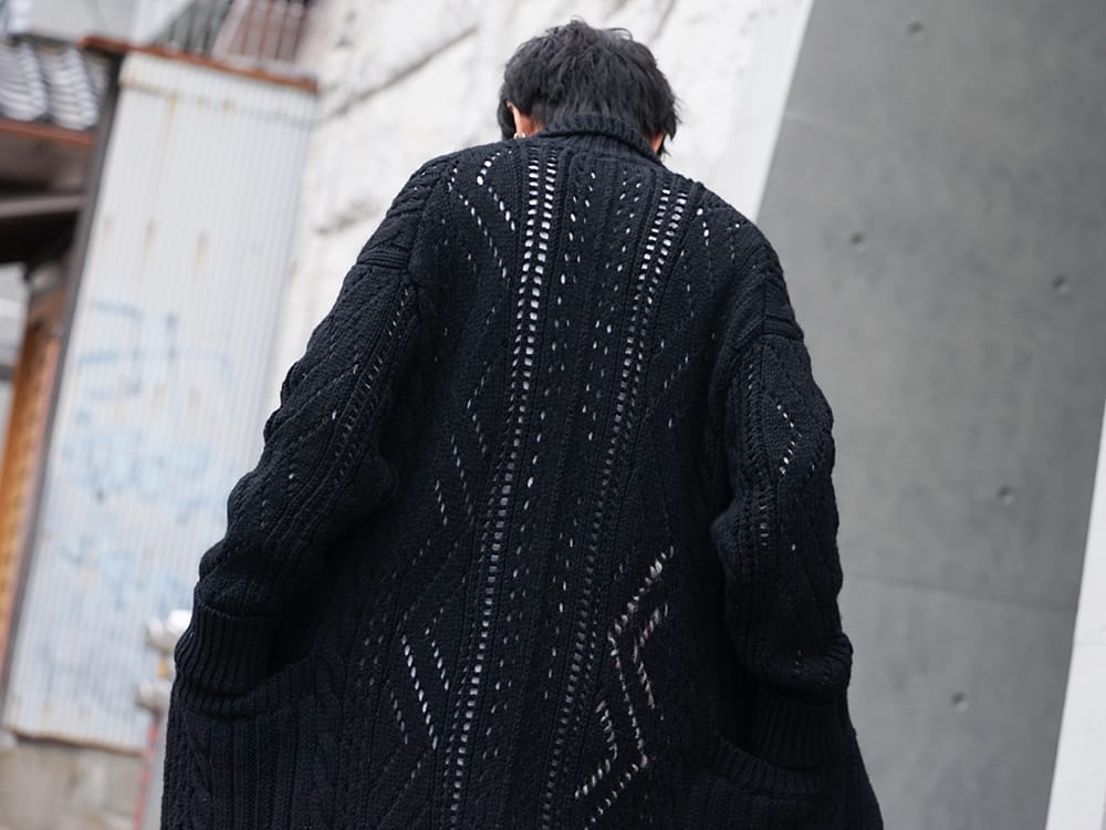 Yohji Yamamoto 19-20AW Style featuring a knitted coat - 2-007