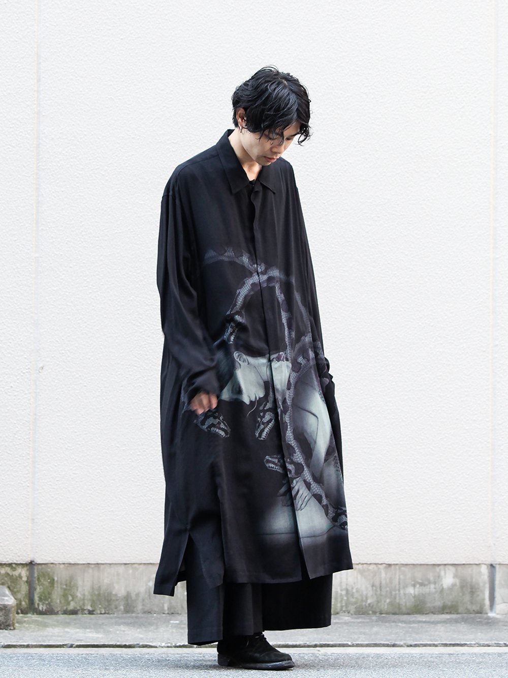 Yohji Yamamoto 19-20AW Snake woman Print Shirt coat Style 