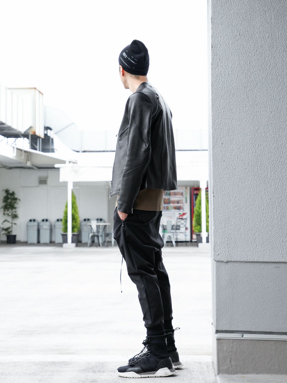 LOGY kyoto The Viridi-anne【 LEATHER RIDERS 】GATHER JOGGER PANTS