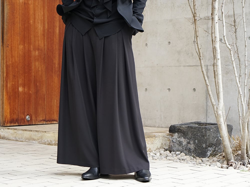 Galaabend 2020SS Black Dress Styling - 3-001