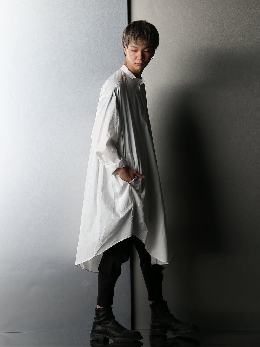 julius-20ss-long-silhouette-layered-styling-20200307 - 3-002